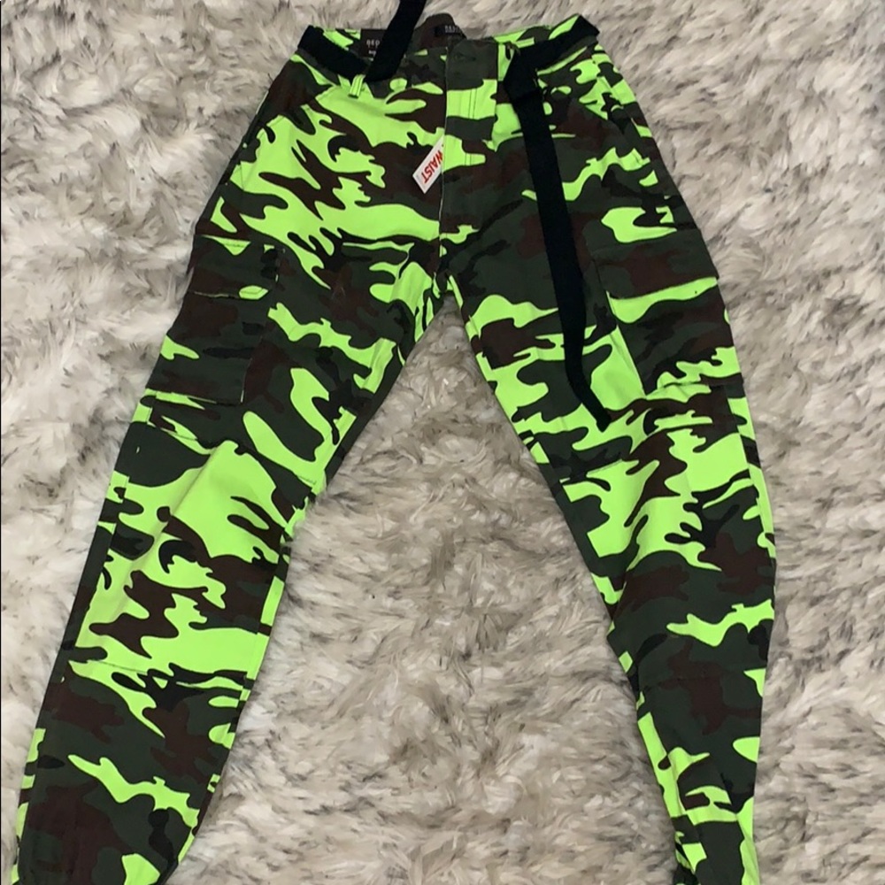 camo pants